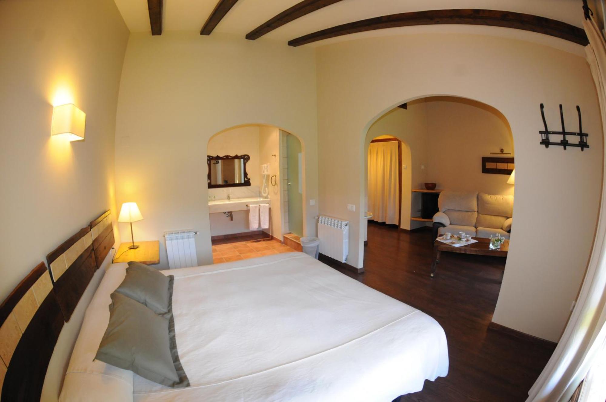 Font Del Pas Hotel Бесейте Екстериор снимка