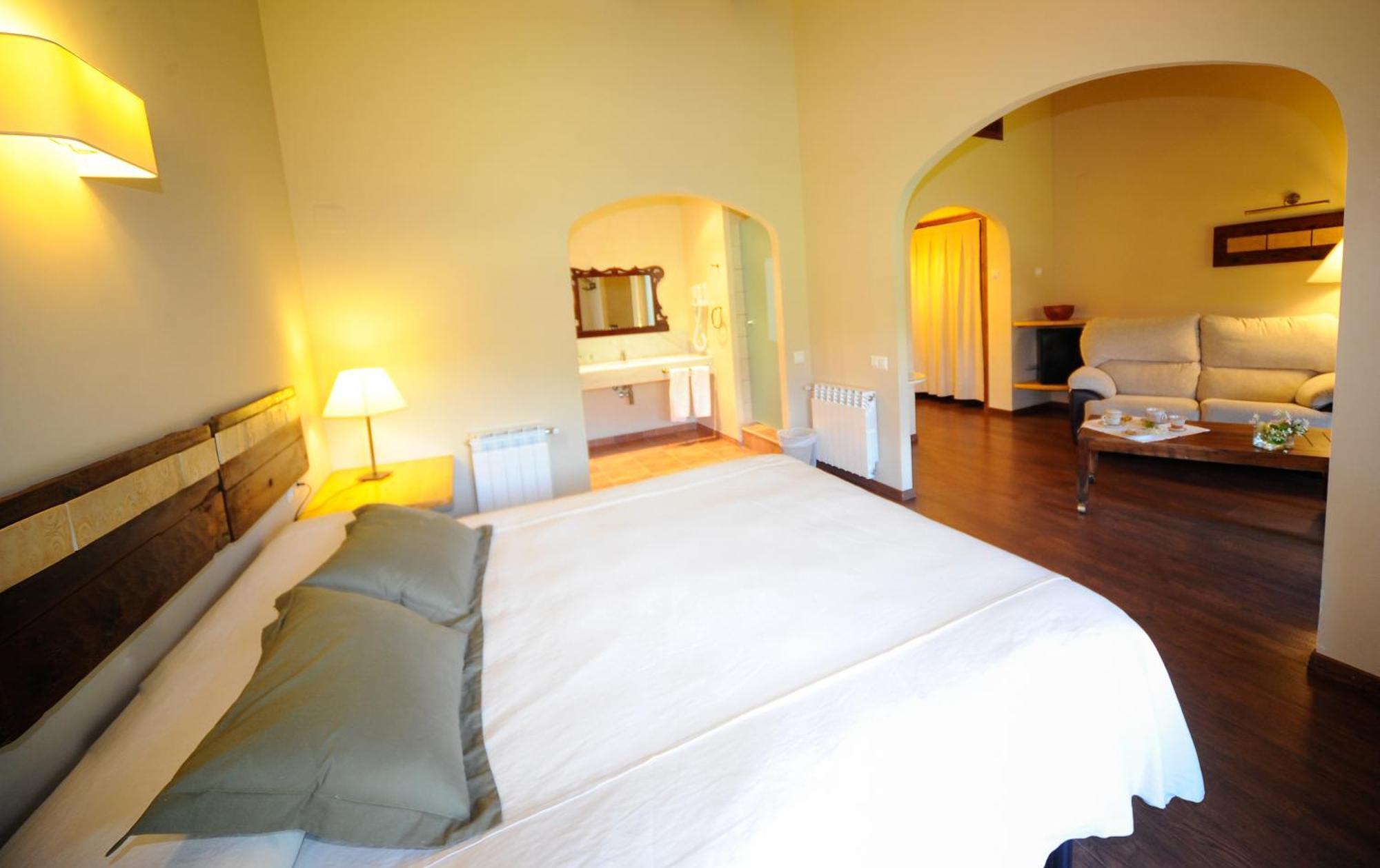 Font Del Pas Hotel Бесейте Екстериор снимка