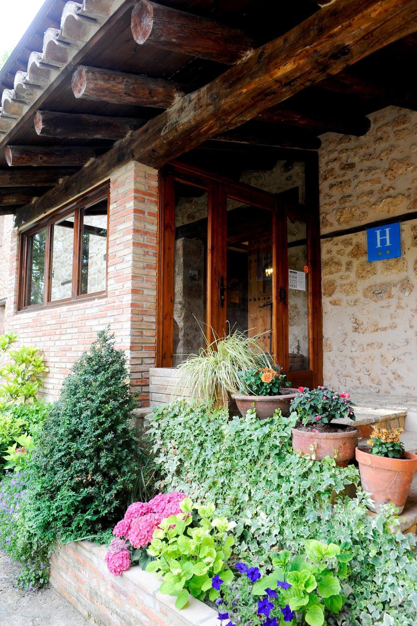Font Del Pas Hotel Бесейте Екстериор снимка